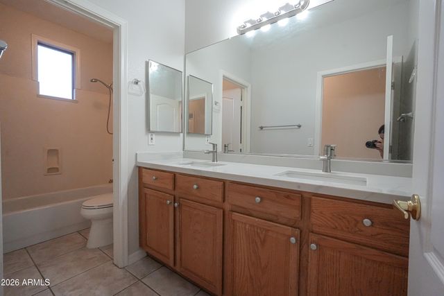 462 W CAROB Drive, Chandler, AZ 85248