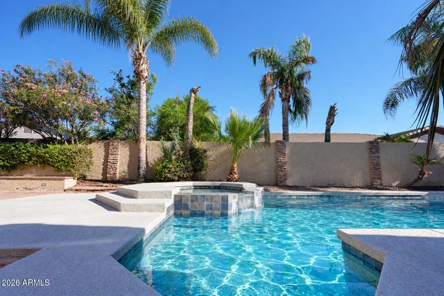 462 W CAROB Drive, Chandler, AZ 85248