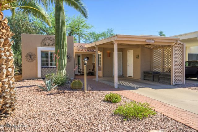 1208 S Alpine Circle, Green Valley, AZ 85614