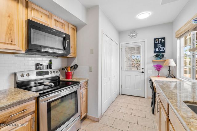 1208 S Alpine Circle, Green Valley, AZ 85614