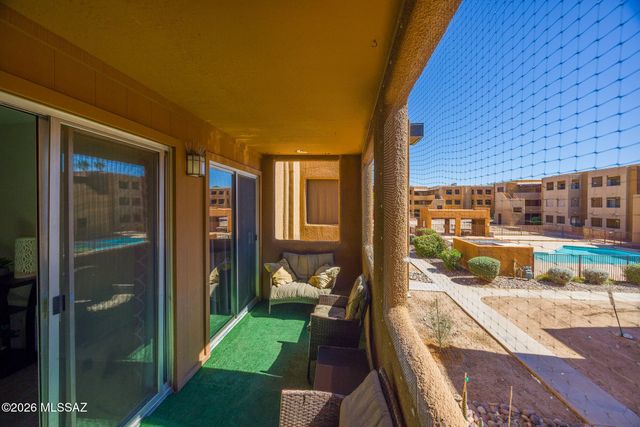 1810 E Blacklidge Dr Apt 112, Tucson, AZ 85719