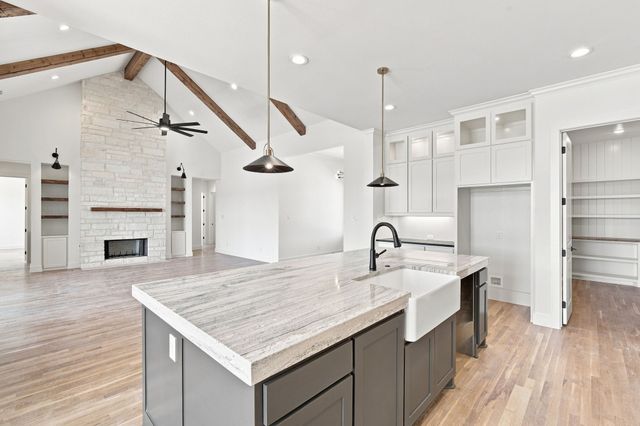 108 Aledo Heights Drive, Aledo, TX 76008
