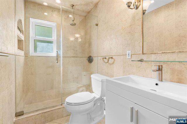 39-07 Dobrin Court 3907B, Fair Lawn, NJ 07410