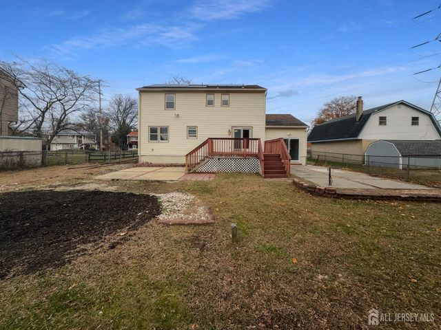 38 Warrenville Road, Middlesex, NJ 08846