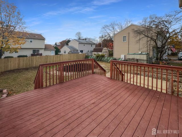 38 Warrenville Road, Middlesex, NJ 08846