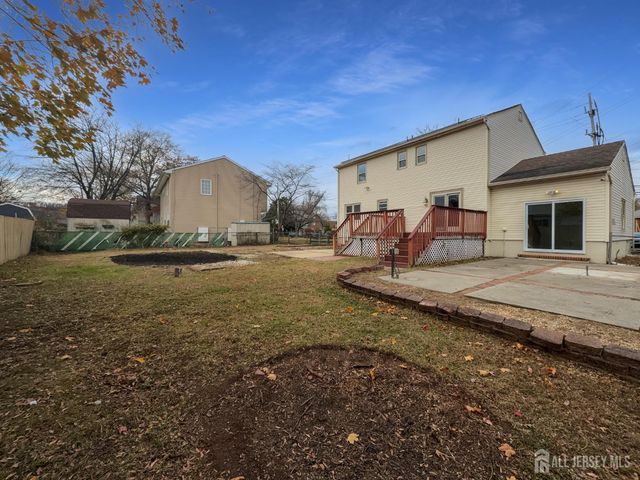 38 Warrenville Road, Middlesex, NJ 08846