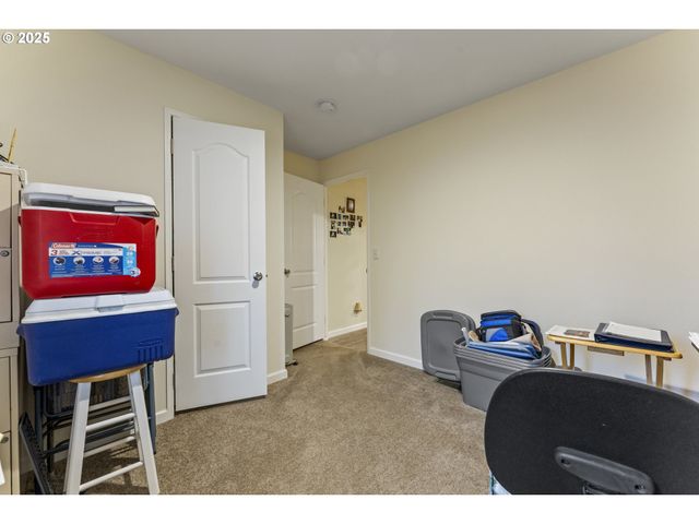 69127 WILDWOOD Rd 4, North Bend, OR 97459