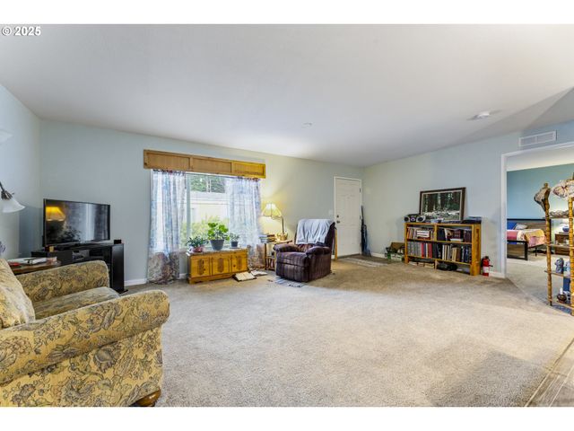69127 WILDWOOD Rd 4, North Bend, OR 97459