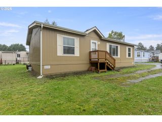69127 WILDWOOD Rd 4, North Bend, OR 97459