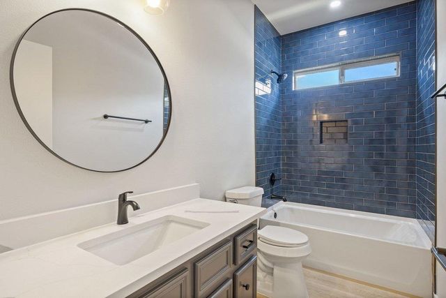 1197 Angelina ST, Austin, TX 78702