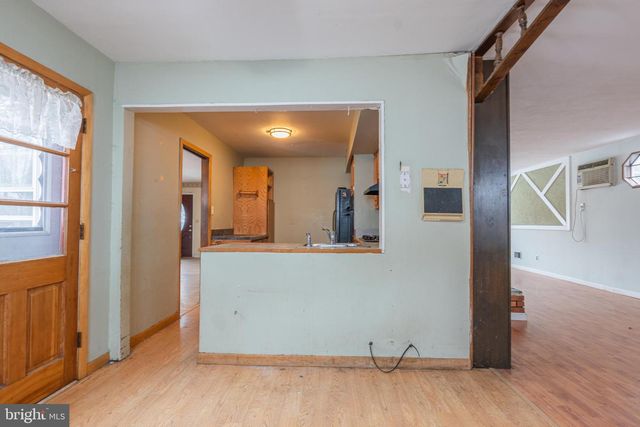 88 LAKESHORE DR, Oakland, NJ 07436