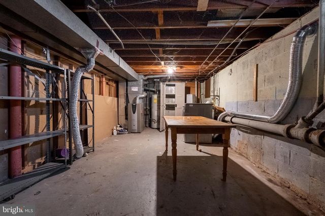 88 LAKESHORE DR, Oakland, NJ 07436