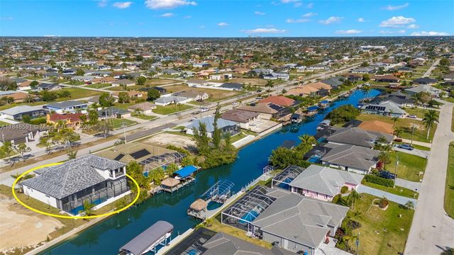 1422 Mohawk PKWY, Cape Coral, FL 33914