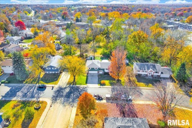 1720 W QUEENS COURT Road, Peoria, IL 61614