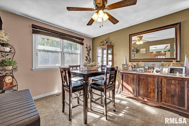 1720 W QUEENS COURT Road, Peoria, IL 61614