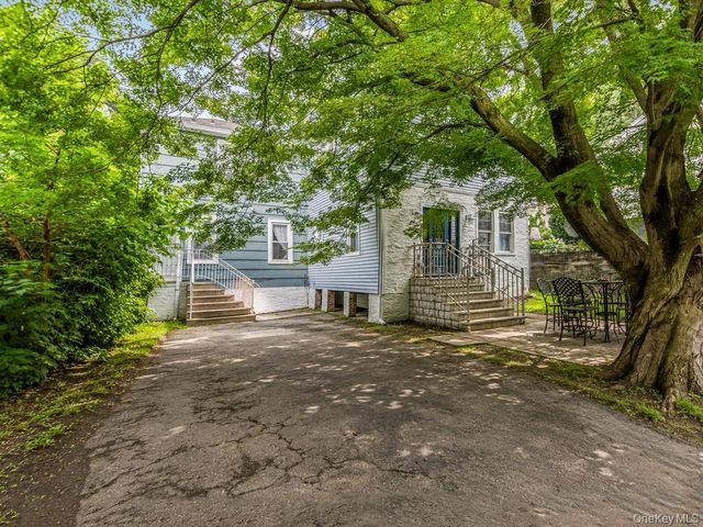 642 Park Avenue, Yonkers, NY 10703
