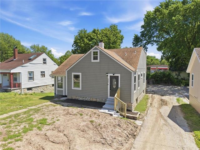 3305 Delavan Avenue, Kansas City, KS 66104