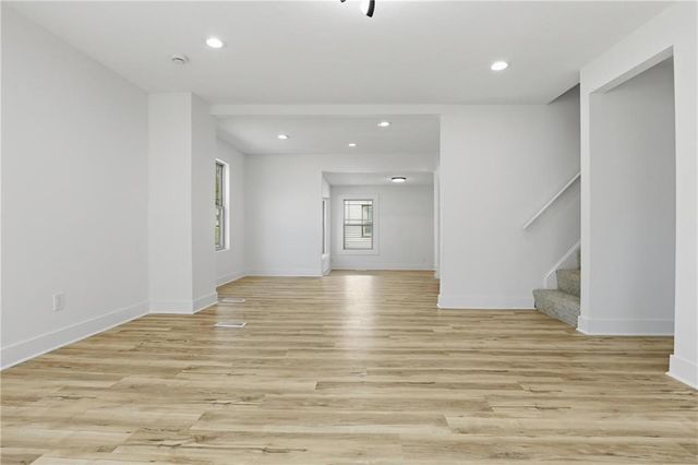3305 Delavan Avenue, Kansas City, KS 66104
