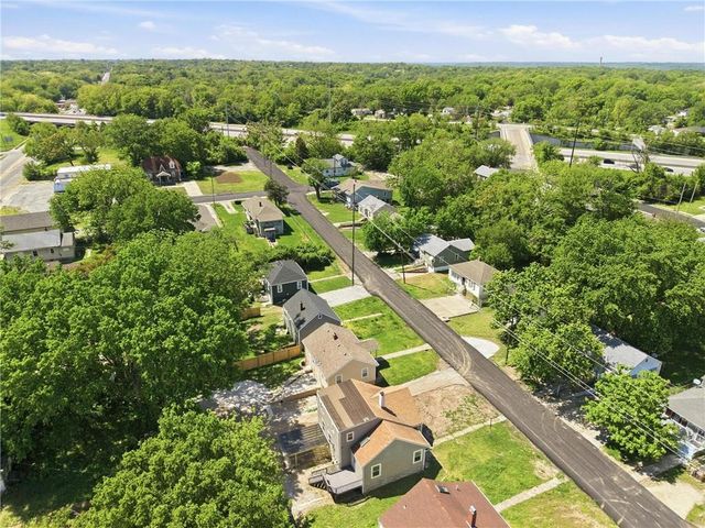 3305 Delavan Avenue, Kansas City, KS 66104