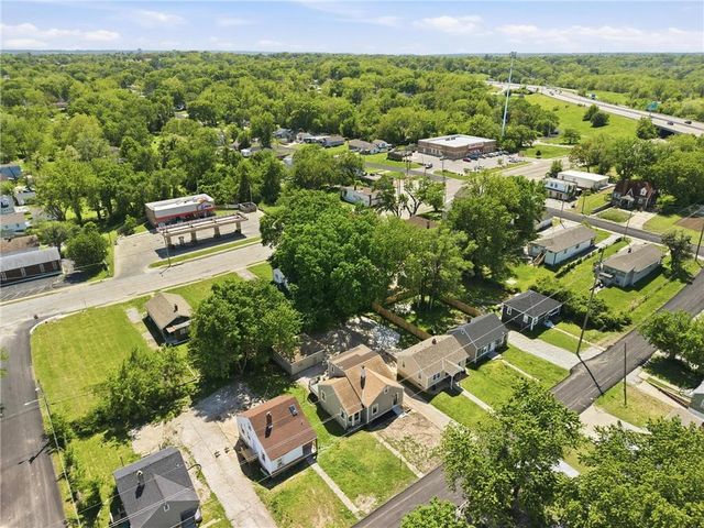 3305 Delavan Avenue, Kansas City, KS 66104