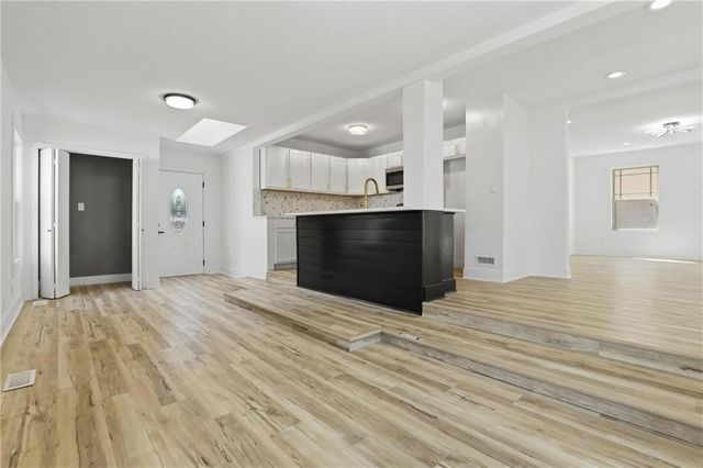 3305 Delavan Avenue, Kansas City, KS 66104