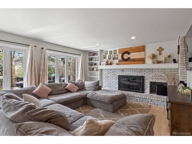 4823 E Links Cir, Centennial, CO 80122