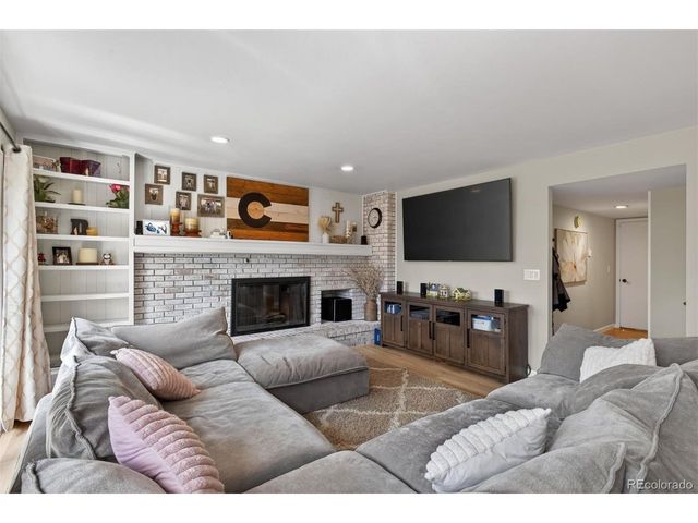 4823 E Links Cir, Centennial, CO 80122