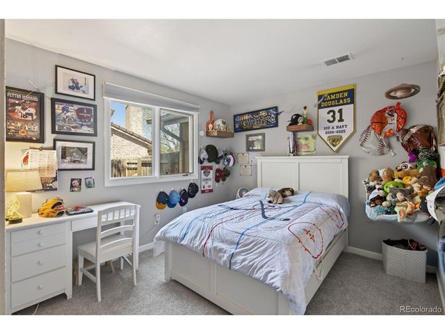 4823 E Links Cir, Centennial, CO 80122