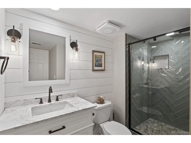 4823 E Links Cir, Centennial, CO 80122