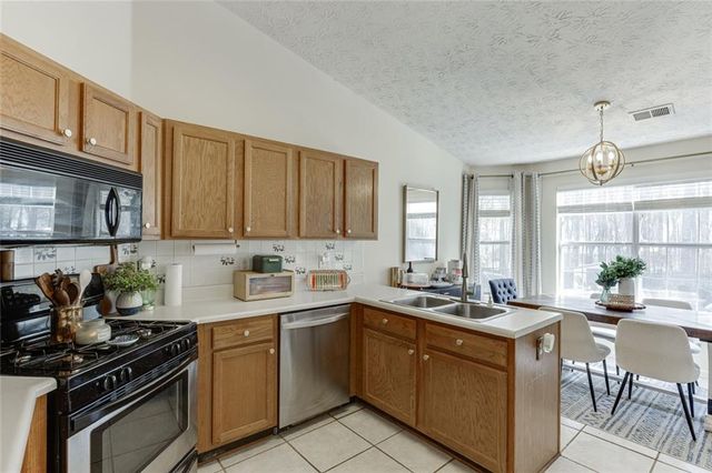 2340 Heatherton Circle, Dacula, GA 30019