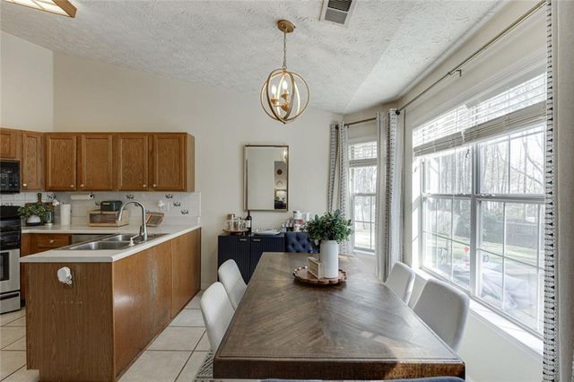 2340 Heatherton Circle, Dacula, GA 30019