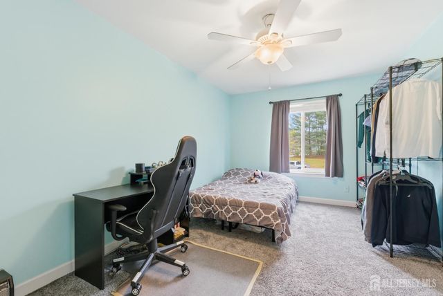 10 Coventry Court, Old Bridge, NJ 07747