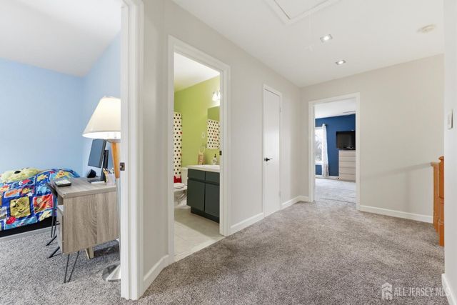 10 Coventry Court, Old Bridge, NJ 07747