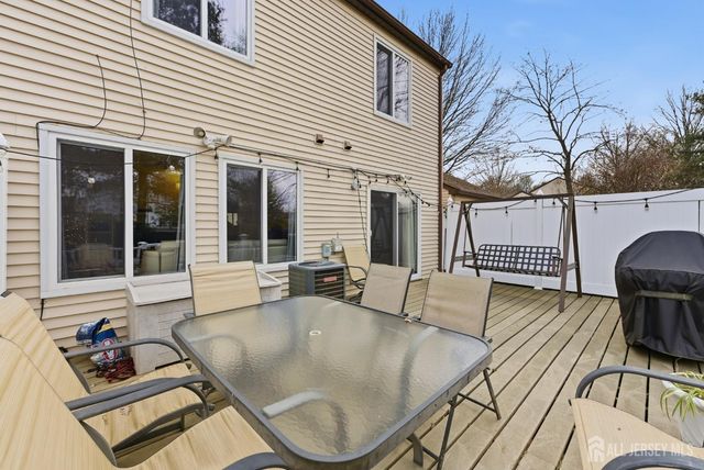 10 Coventry Court, Old Bridge, NJ 07747