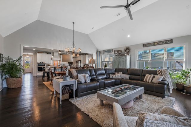 300 Croft Way, Mount Juliet, TN 37122