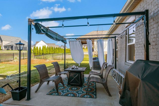 300 Croft Way, Mount Juliet, TN 37122