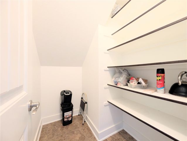 6800 Bay City BND, Austin, TX 78725