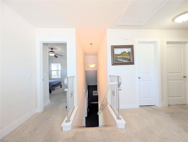 6800 Bay City BND, Austin, TX 78725