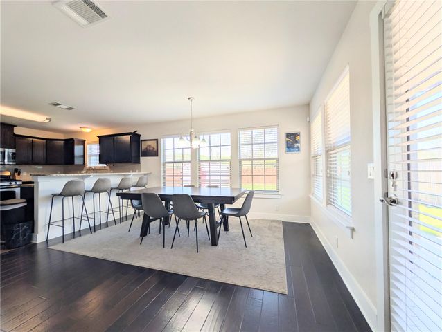 6800 Bay City BND, Austin, TX 78725