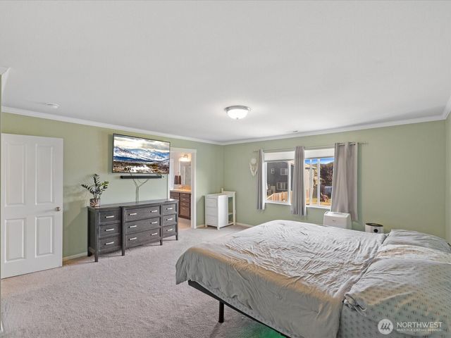 10311 Suncrest Boulevard, Granite Falls, WA 98252