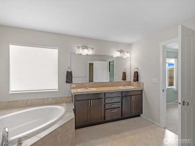 10311 Suncrest Boulevard, Granite Falls, WA 98252