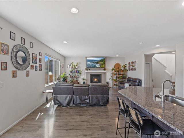 10311 Suncrest Boulevard, Granite Falls, WA 98252