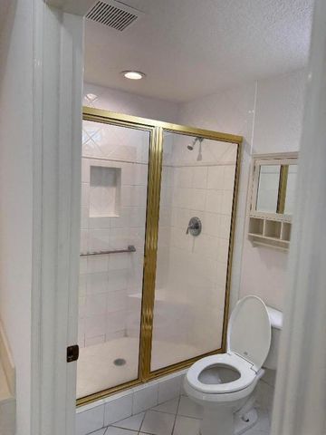 7715 Southampton Terrace 405, Tamarac, FL 33321