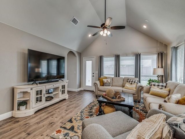 1709 Budino Drive, Mclendon Chisholm, TX 75032