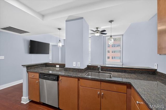 314 N Broadway 1405, St Louis, MO 63102