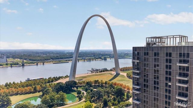 314 N Broadway 1405, St Louis, MO 63102