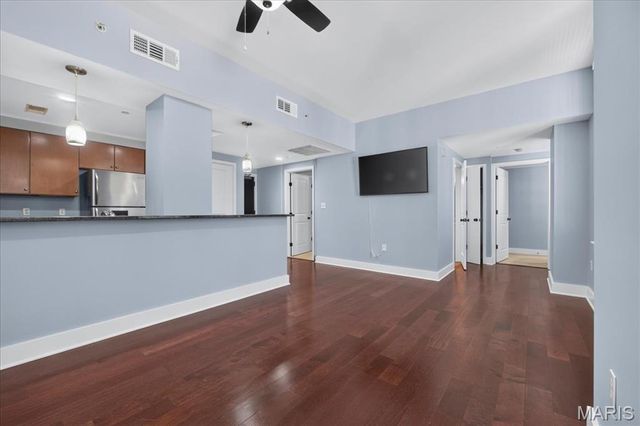 314 N Broadway 1405, St Louis, MO 63102