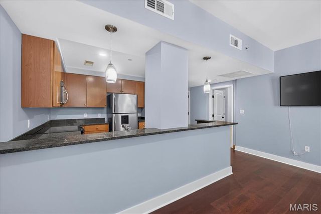 314 N Broadway 1405, St Louis, MO 63102