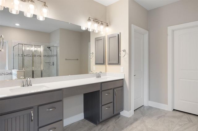 1709 Stinnett DR, Leander, TX 78641