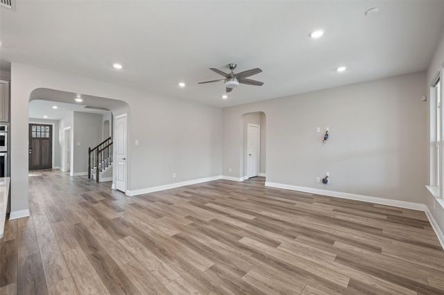 1709 Stinnett DR, Leander, TX 78641